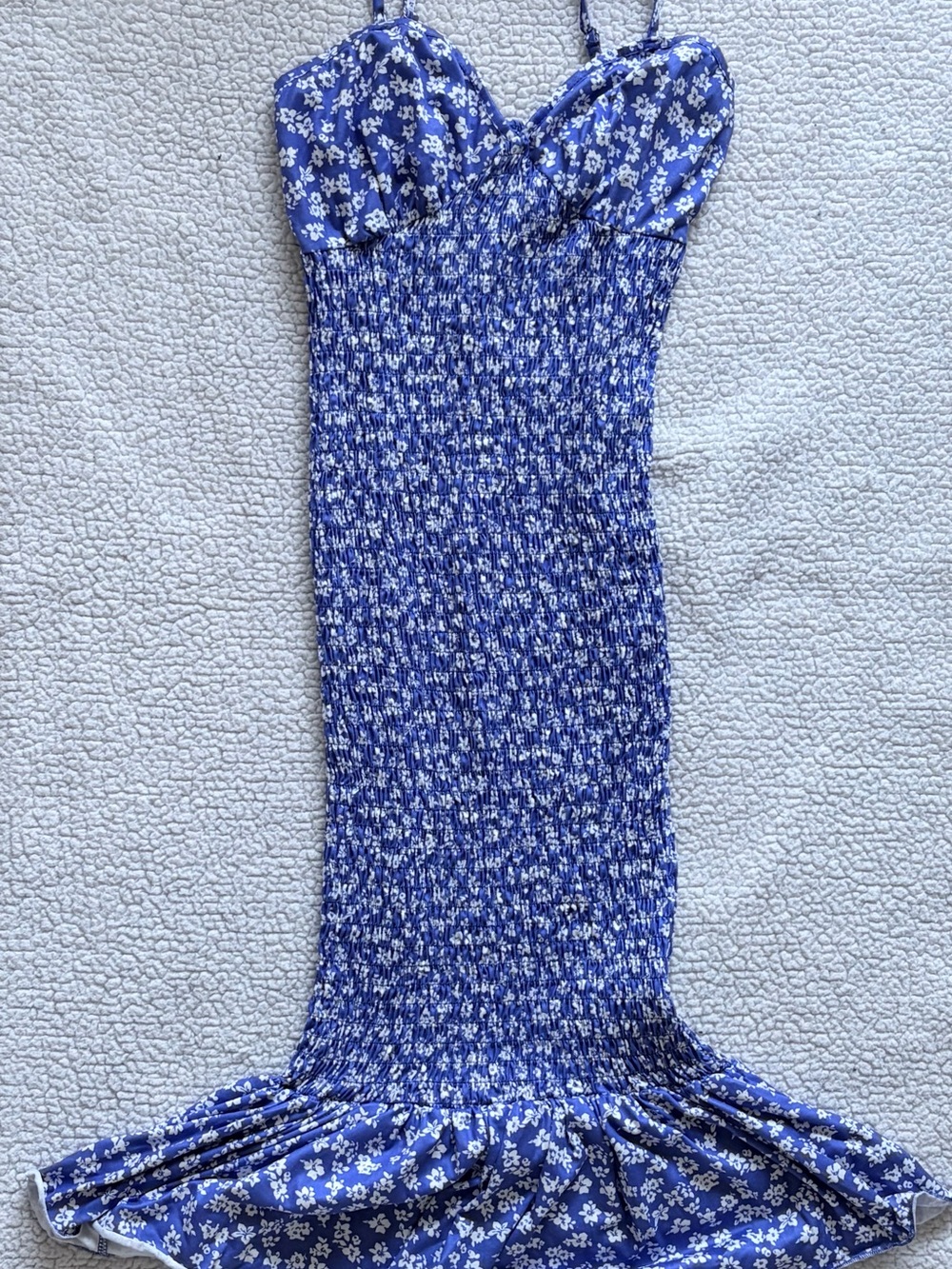SHEIN Blue Floral Smocked Midi Dress with Ruffle Hemline - Picture 2 of 2